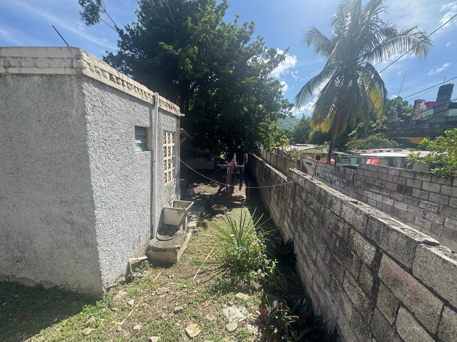House For Sale: TAVERN CRESCENT, KINGSTON, Kingston 6 | $45,000,000 photo 7