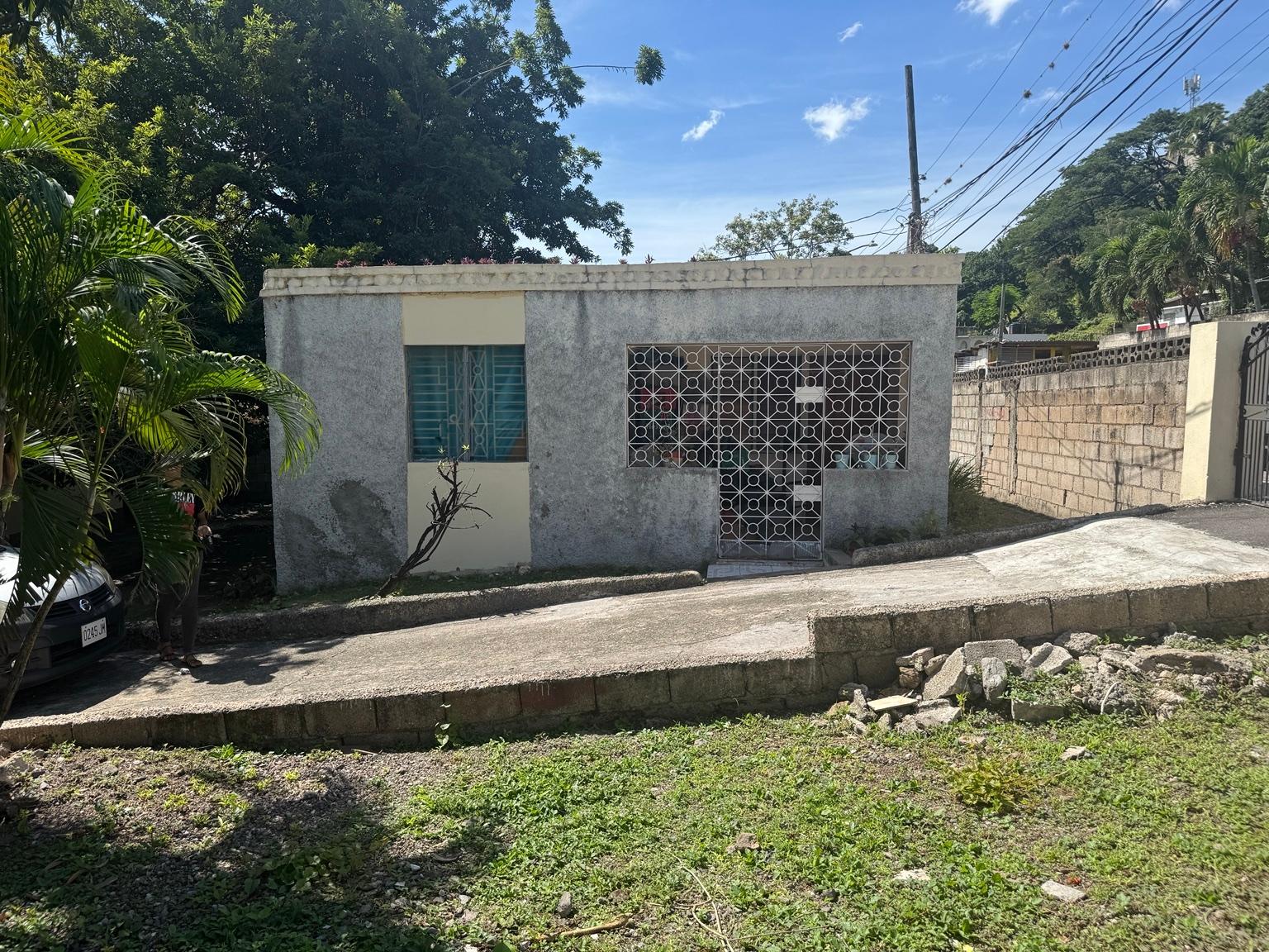 House For Sale: TAVERN CRESCENT, KINGSTON, Kingston 6 | $45,000,000 photo 10