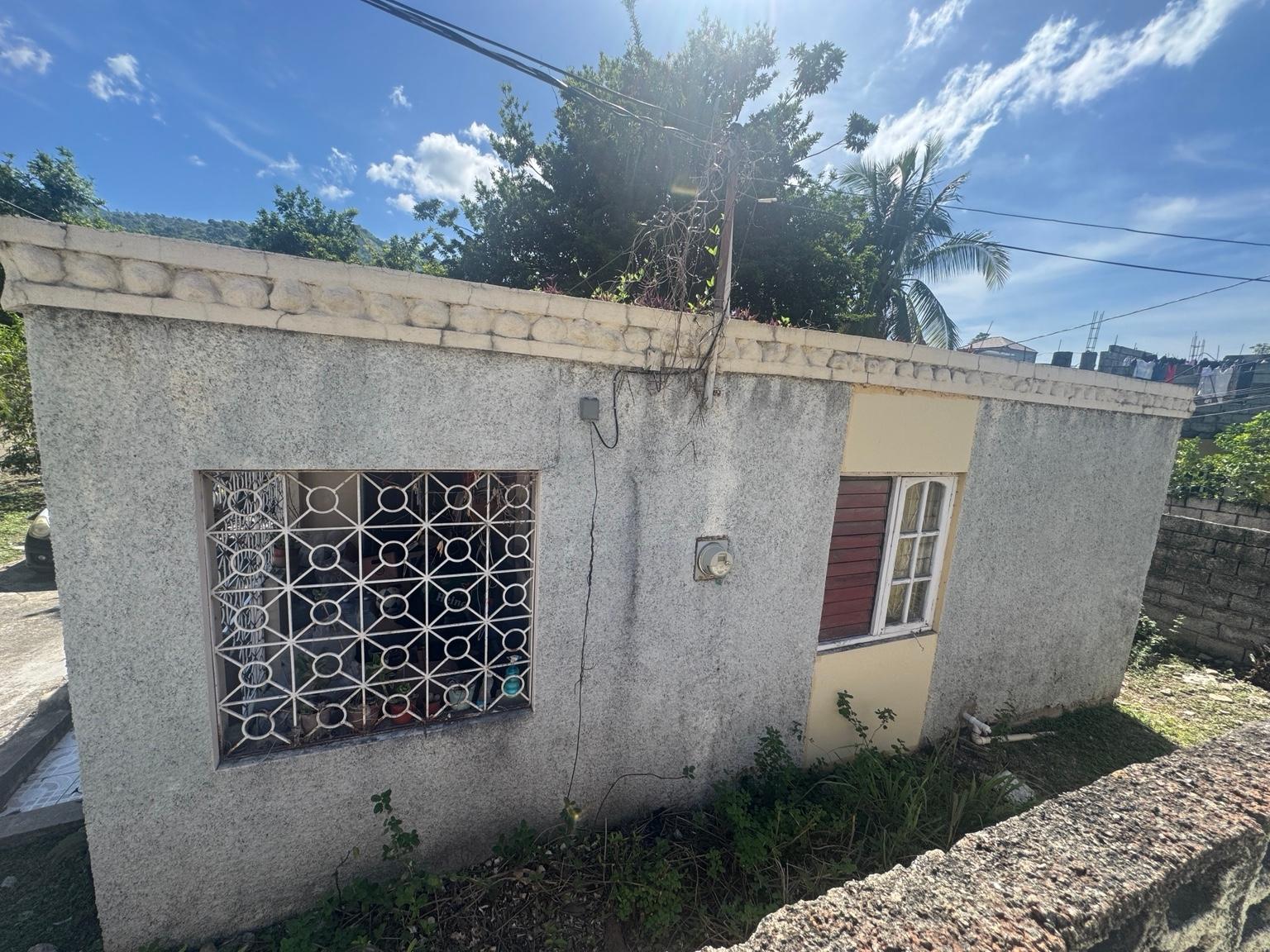House For Sale: TAVERN CRESCENT, KINGSTON, Kingston 6 | $45,000,000 photo 11