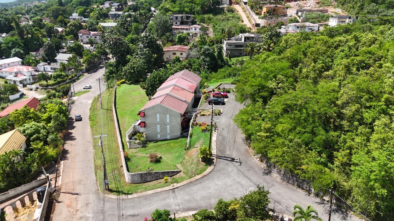 Townhouse For Sale: @~apos;VANTAGE POINT@~apos;, Red Hills | $55,000,000 photo 4