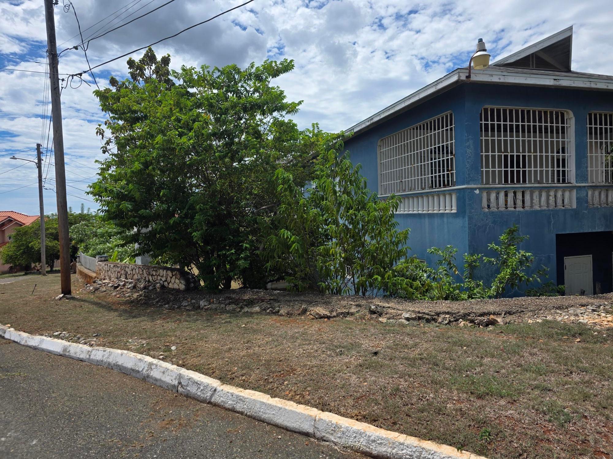 House For Sale: CHANCERY HALL, HORATIO DR, Kingston 19 | $75,000,000 photo 3