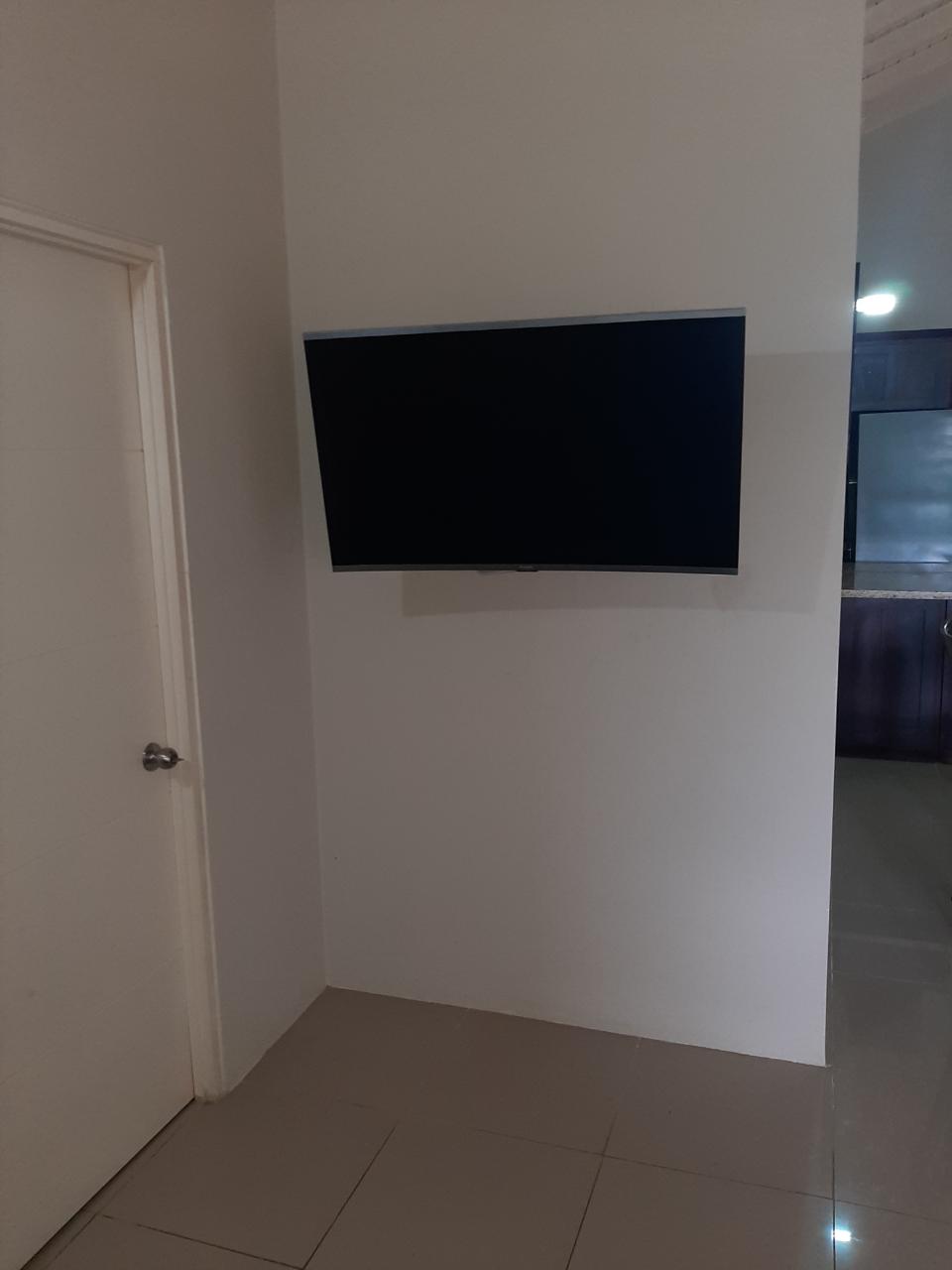 House For Rent: LAPPET DR., DRAX HALL, Ocho Rios | $1,600 photo 4