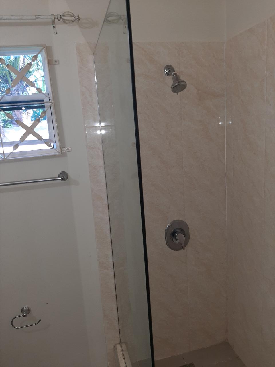 House For Rent: LAPPET DR., DRAX HALL, Ocho Rios | $1,600 photo 20