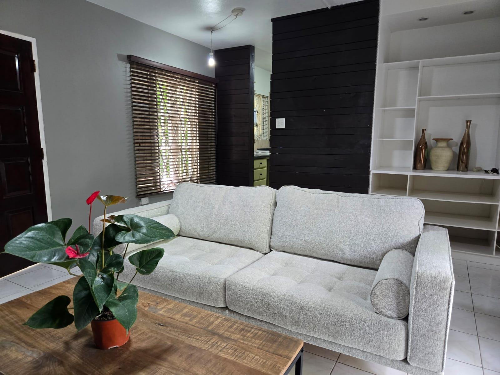Apartment For Rent: RENFREW ROAD, Kingston 5 | $175,000 photo 5