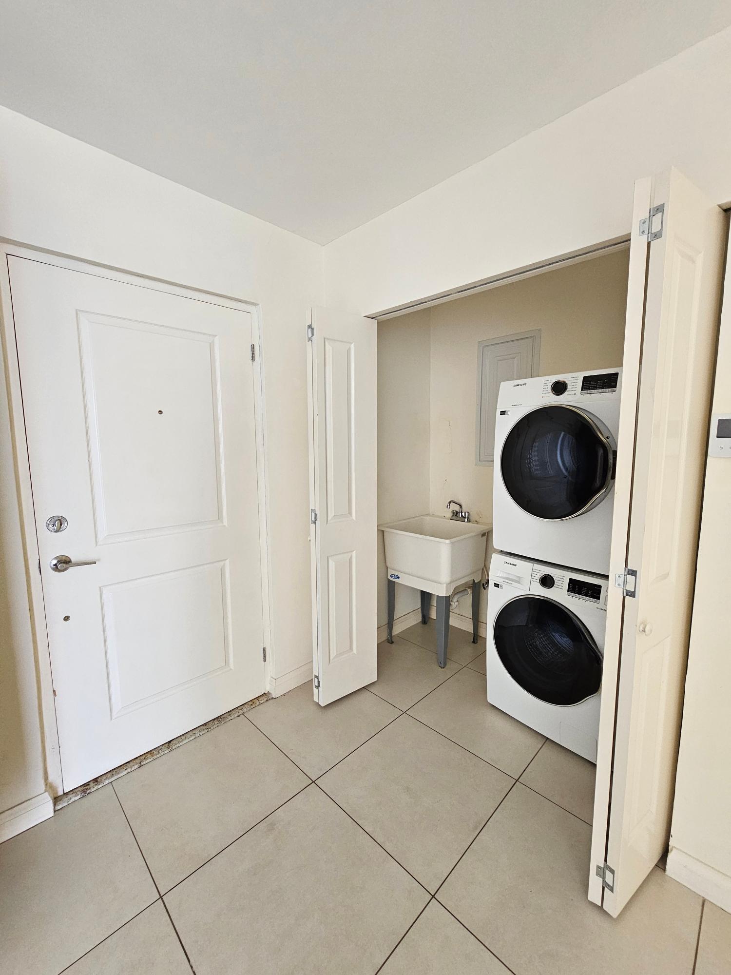 Apartment For Rent: MUSGRAVE AVE, Kingston 5 | $270,000 photo 8