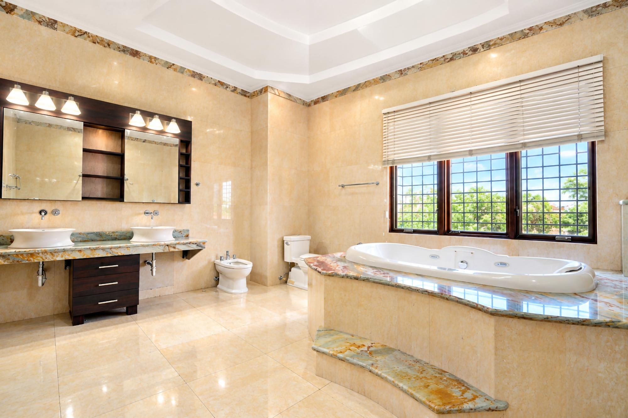 Townhouse For Sale: MELWOOD AVENUE, Kingston 8 | $1,775,000 photo 20