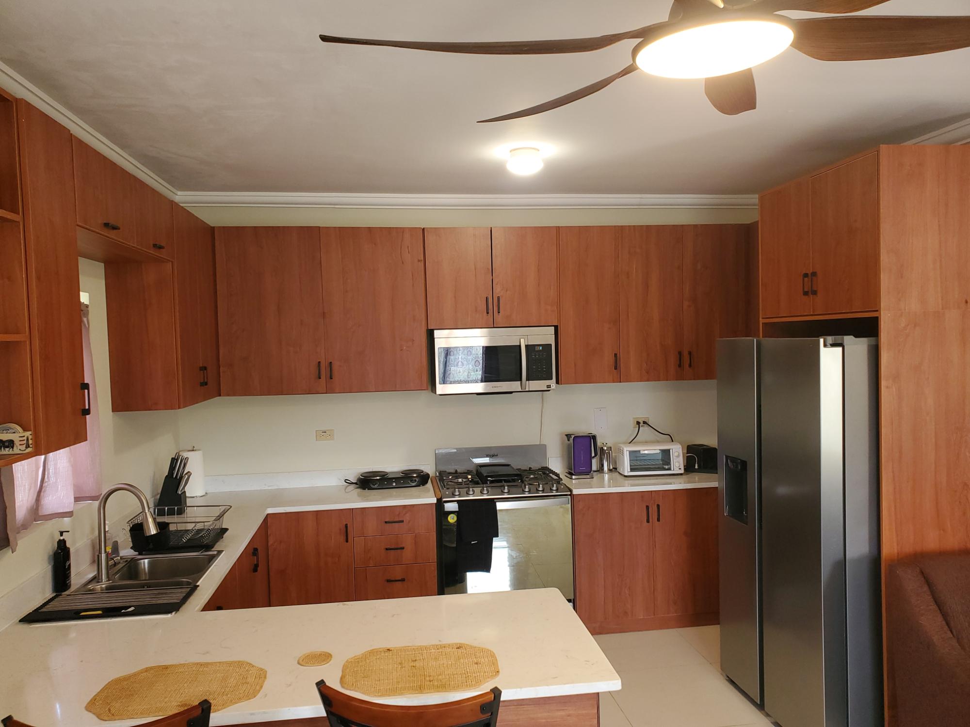 House For Rent: LANCEWOOD MEADOWS, Ocho Rios | $1,600 photo 9