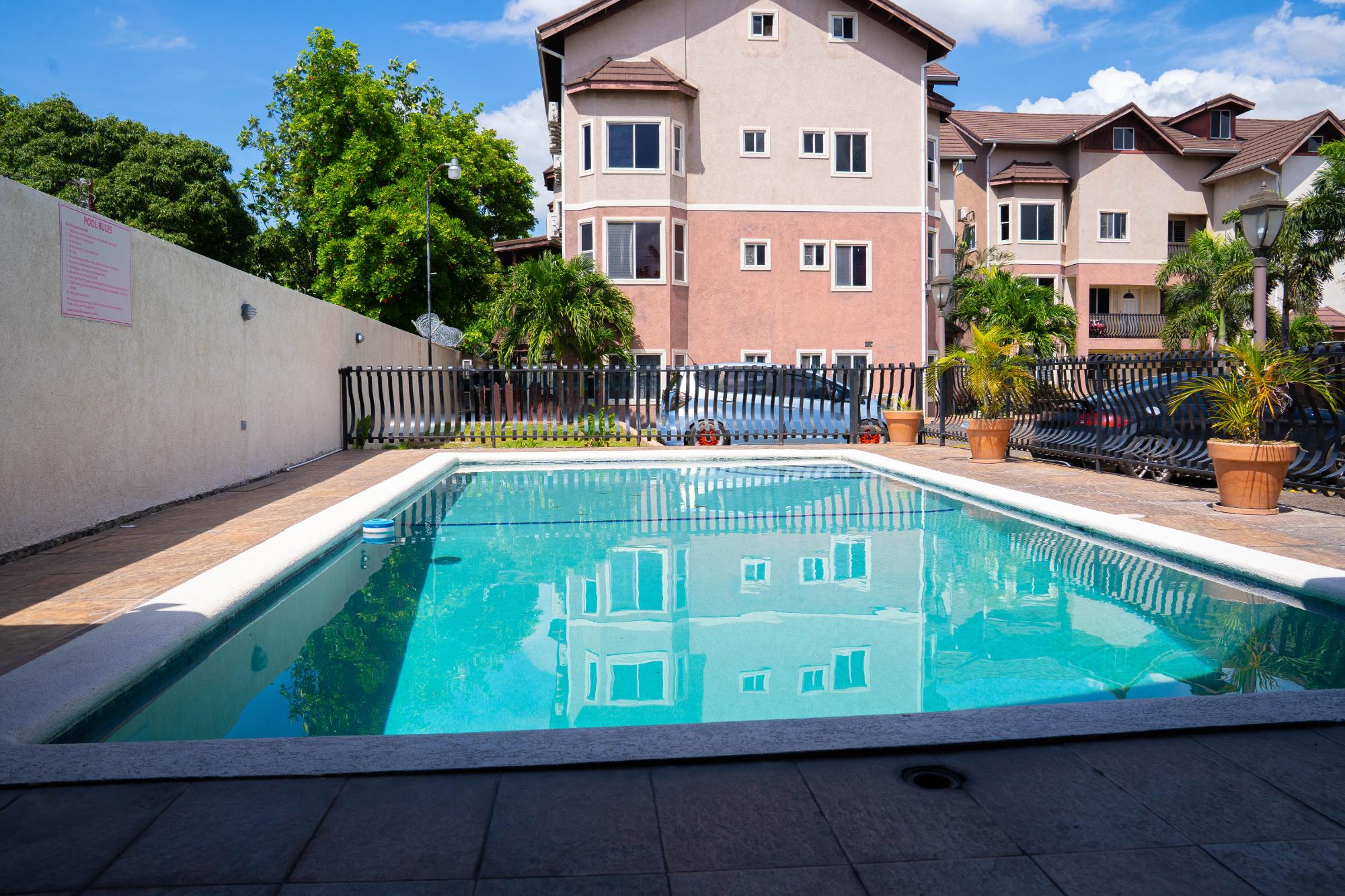 Apartment For Rent: DUKHARAN AVENUE, Kingston 8 | $250,000 photo 4