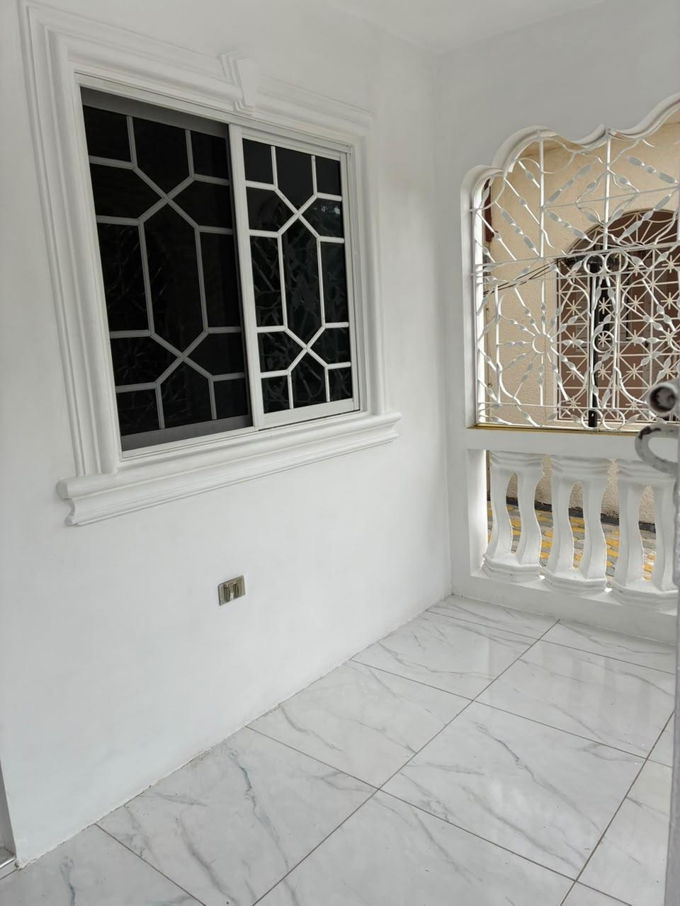 House For Rent: GREATER PORTMORE, East Sabina | $120,000 photo 4
