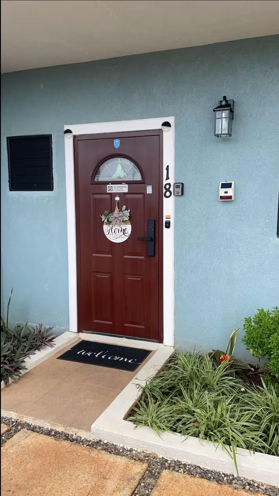 Townhouse For Rent: PHASE 6, ST ANN, Discovery Bay | $1,300
