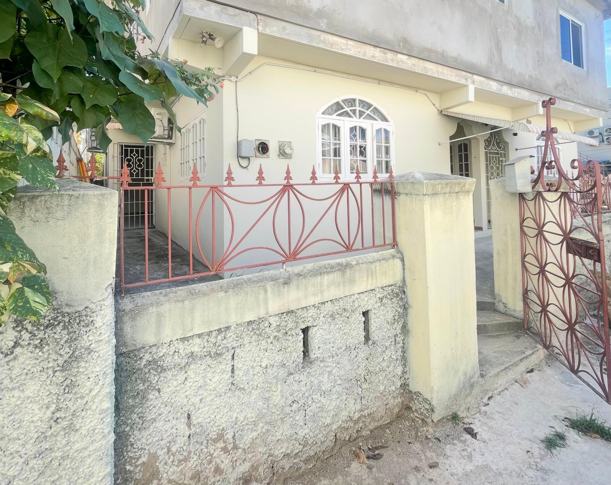 House For Rent: 11 MANSFIELD GREEN OCHO R, Ocho Rios | $100,000