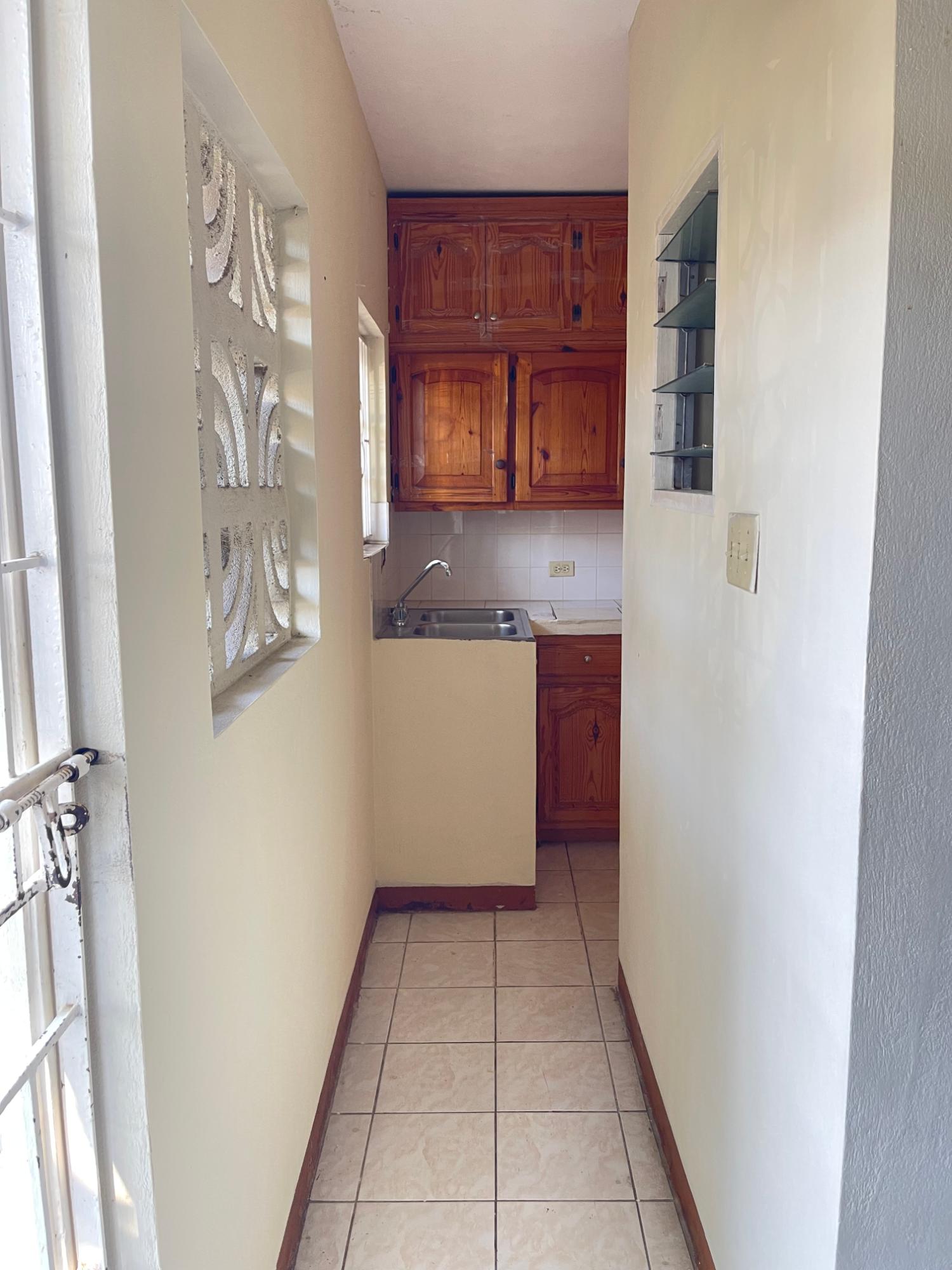 House For Rent: 11 MANSFIELD GREEN OCHO R, Ocho Rios | $100,000 photo 16