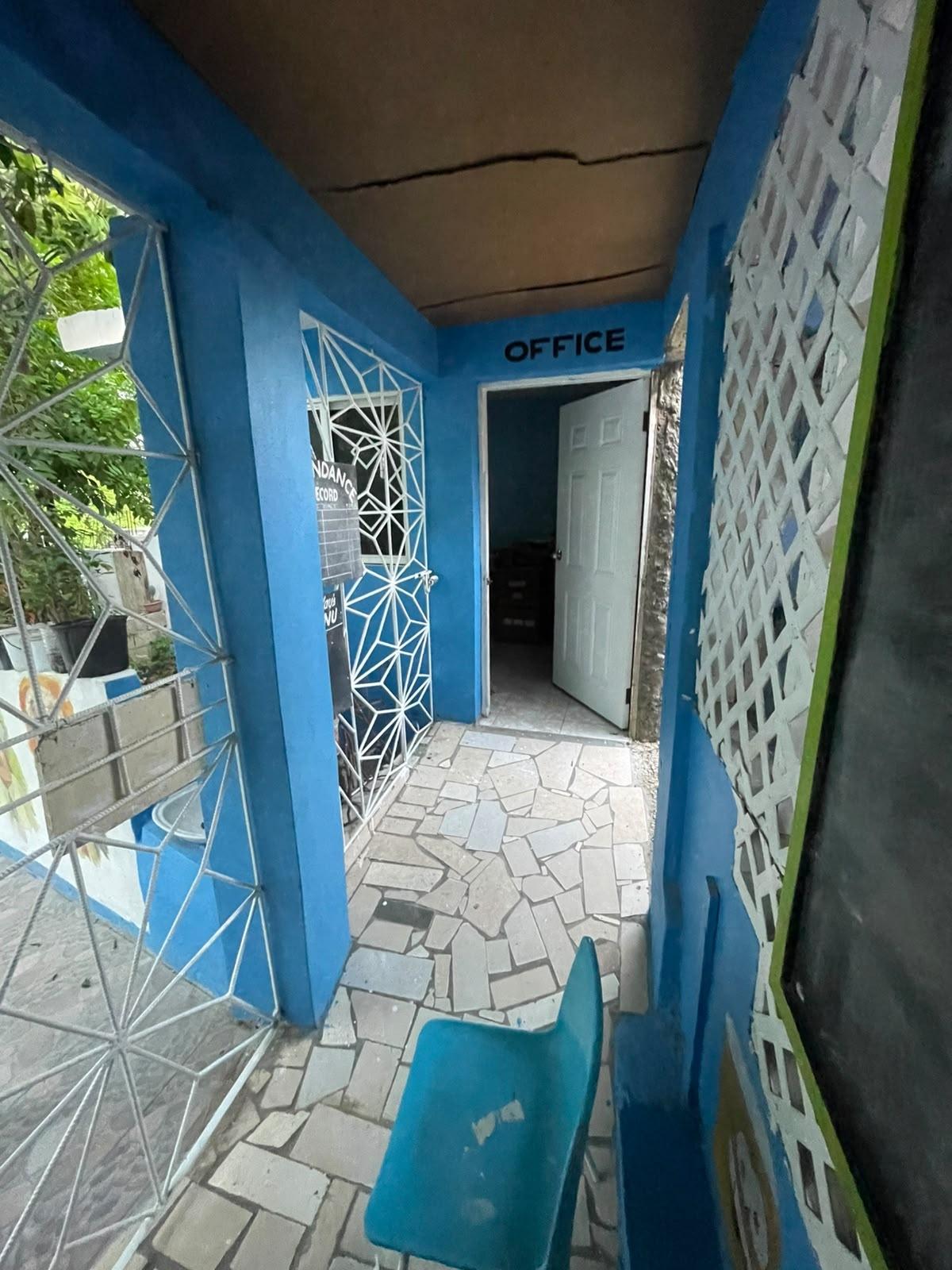 House For Sale: WINDSOR HEIGHTS, SPANISH, Spanish Town | $40,000,000 photo 11