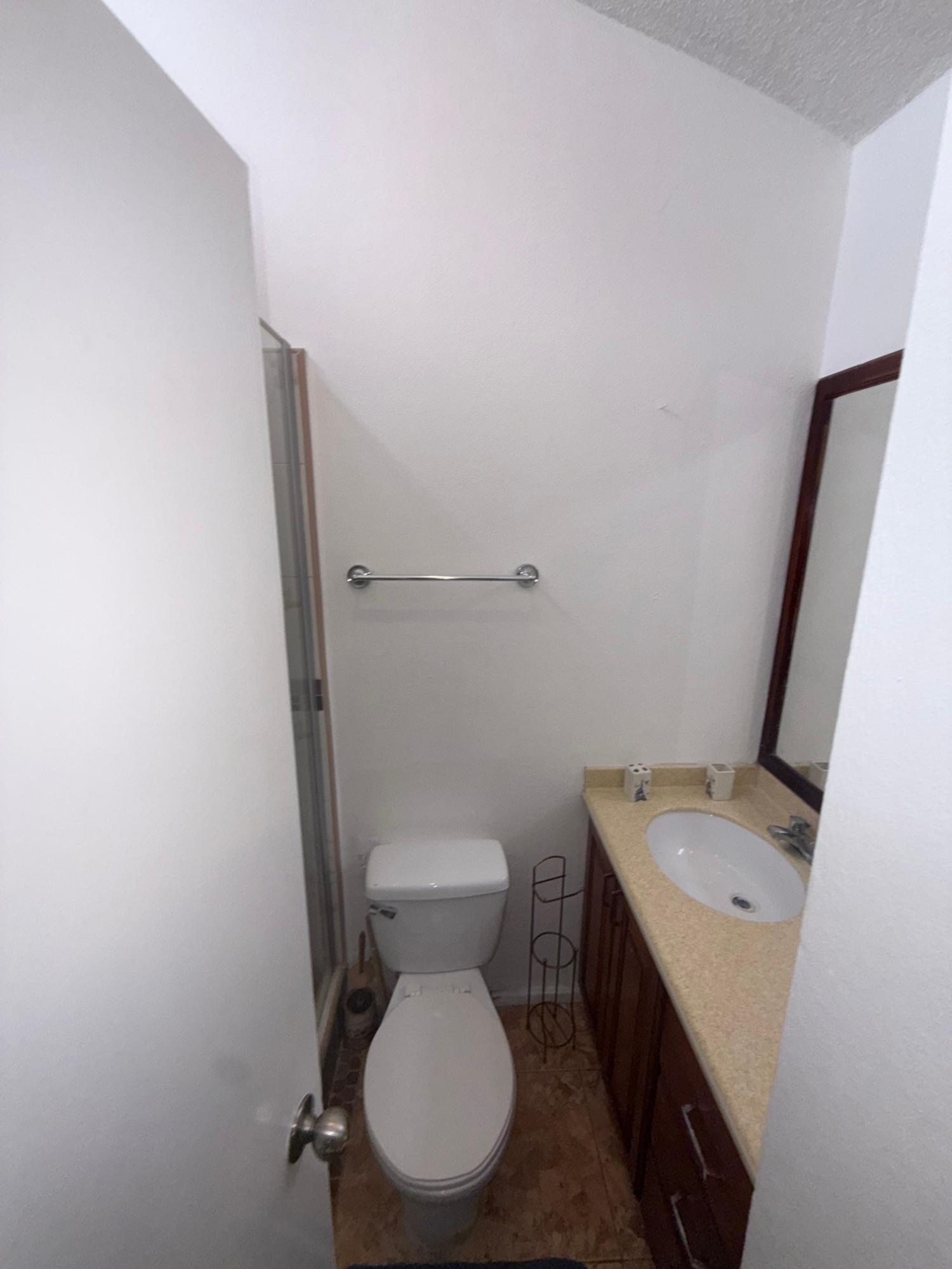 Apartment For Rent: HOPE ROAD, Kingston 6 | $190,000 photo 13