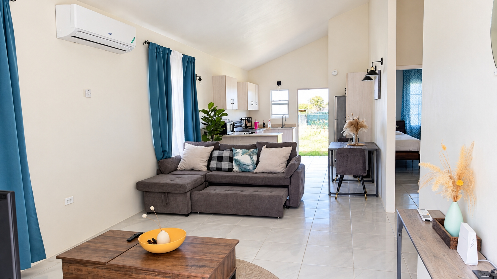 House For Rent: CAMELOT VILLAGE, Discovery Bay | $1,300 photo 3
