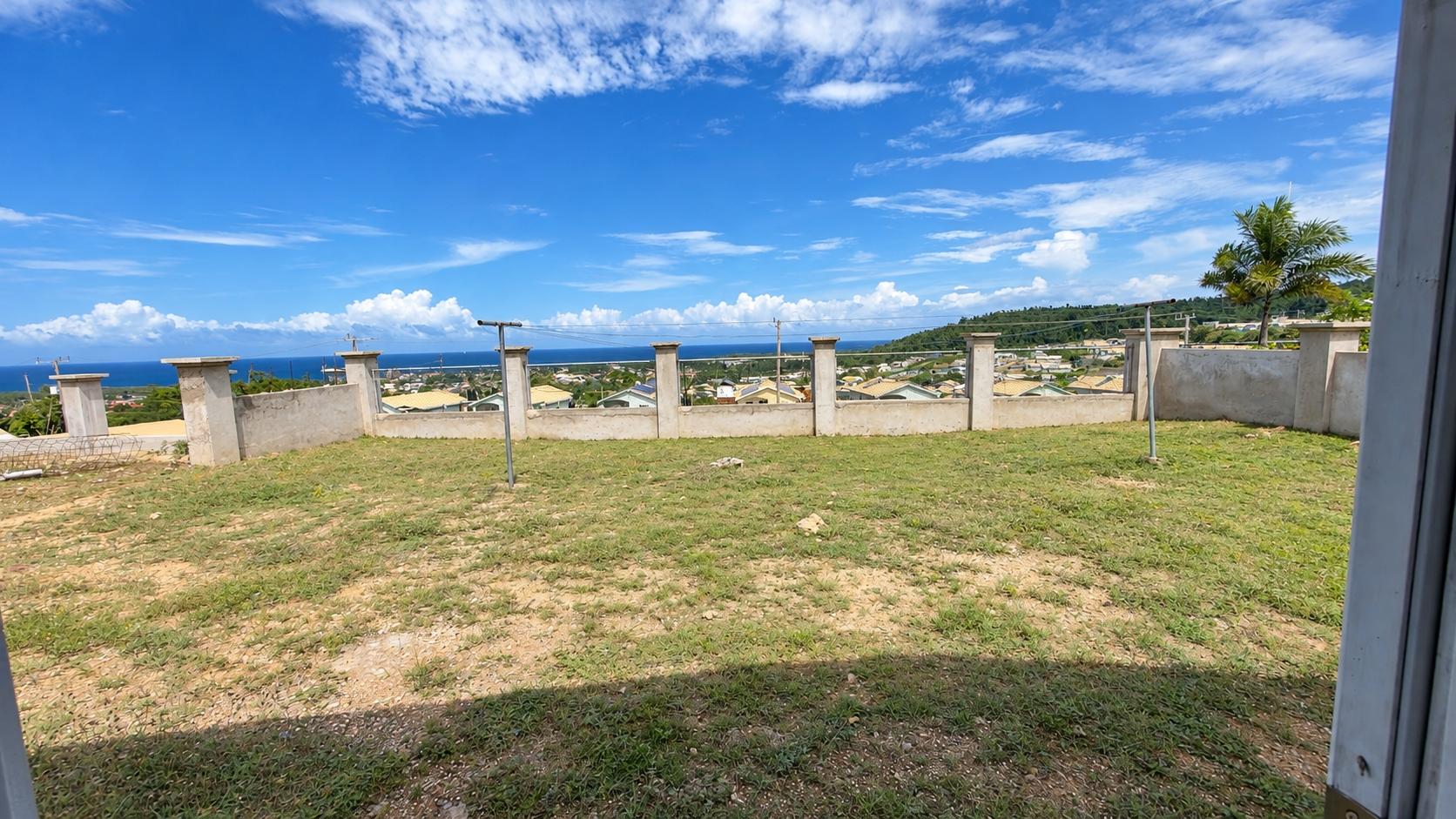 House For Rent: CAMELOT VILLAGE, Discovery Bay | $1,300 photo 18