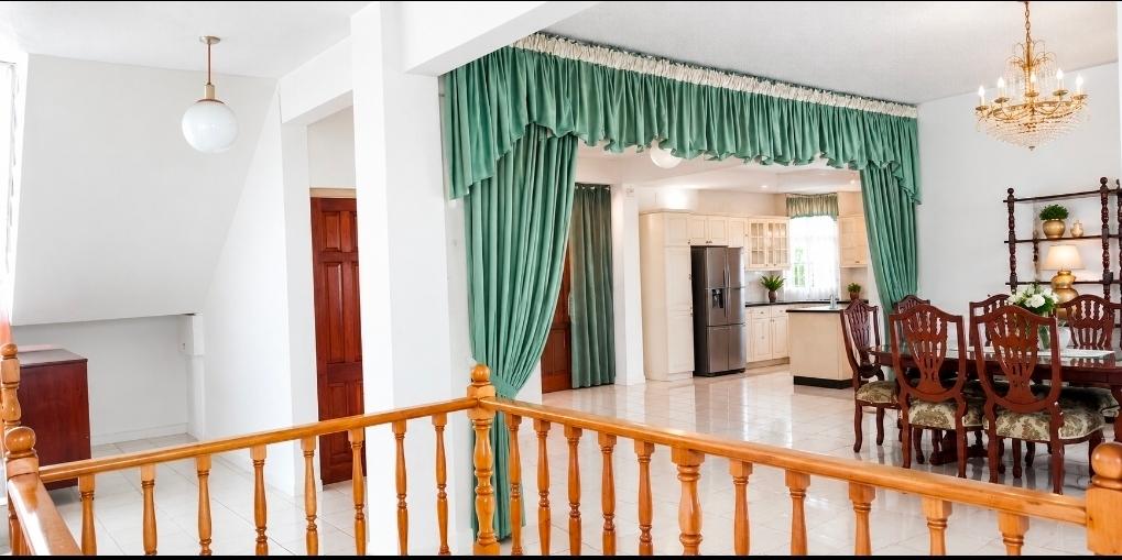 House For Sale: STILDON WAY, SMOKEY VALE, Kingston 19 | $90,000,000 photo 3