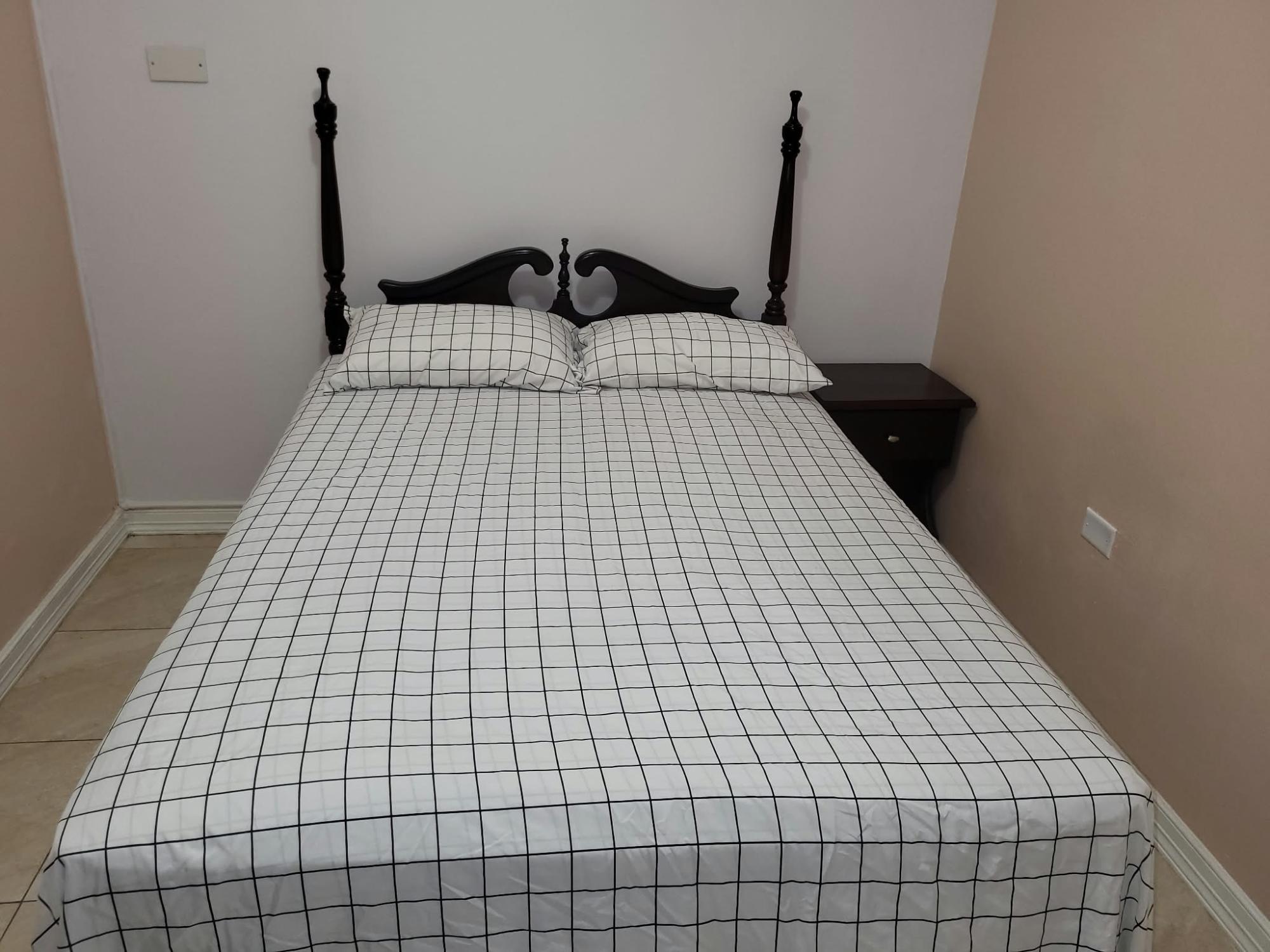Apartment For Sale: OXFORD PARK AVENUE, Kingston 5 | $28,000,000 photo 15