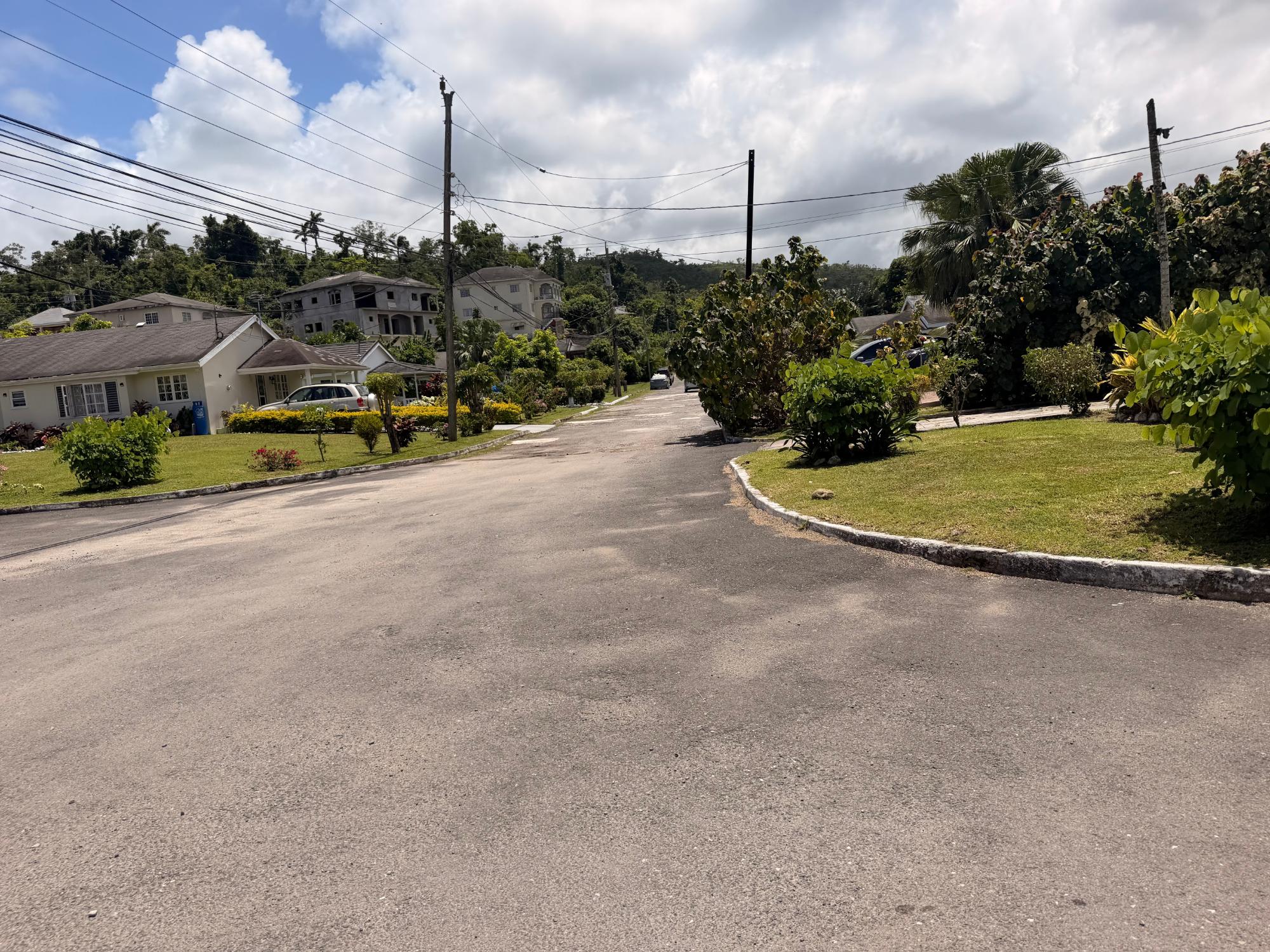 House For Sale: VILLAGE GREEN DRAX HALL, Drax Hall Estate | $209,000 photo 4