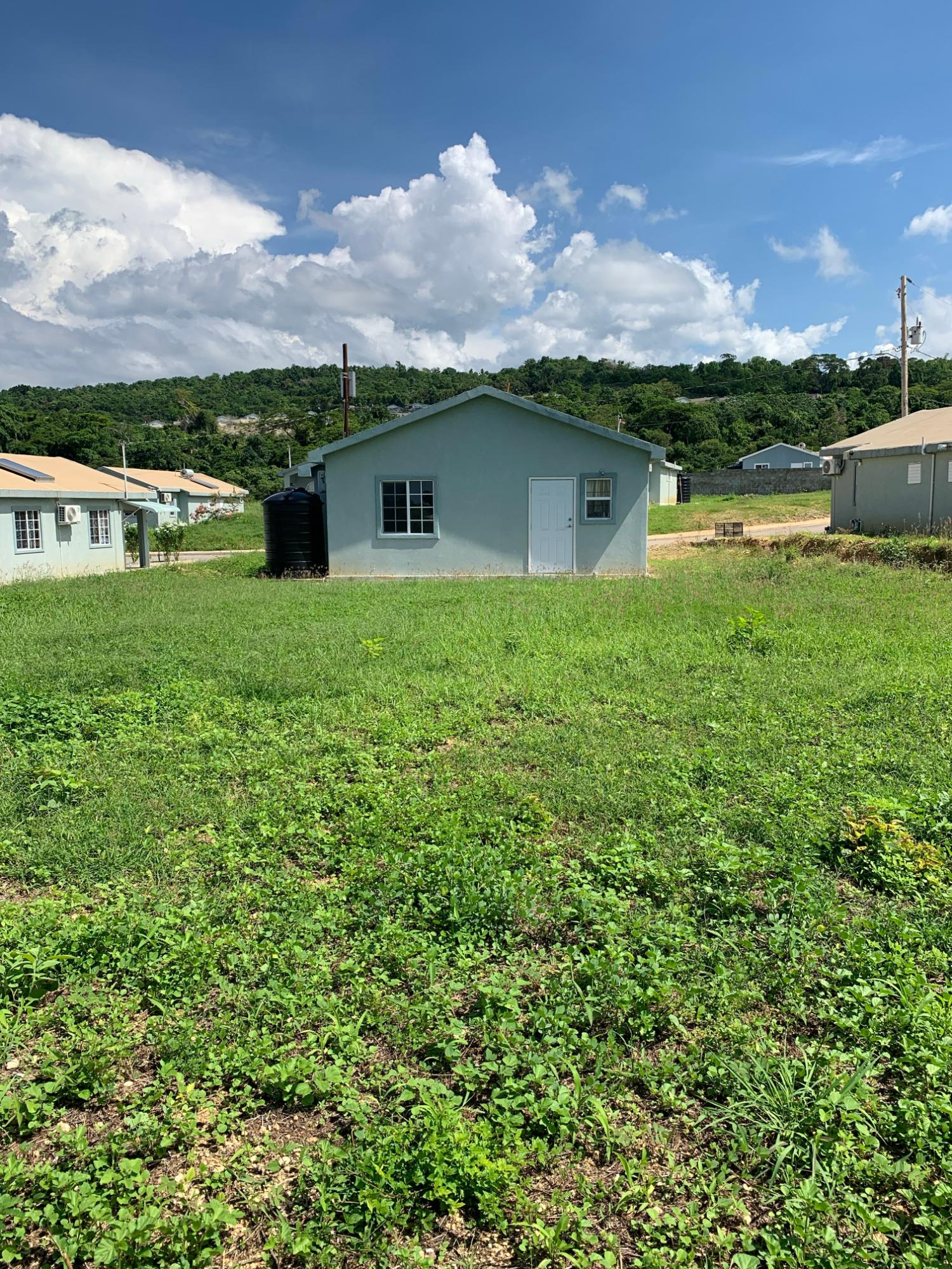 House For Rent: CAMELOT VILLAGE, PHASE 4, Discovery Bay | $130,000 photo 2