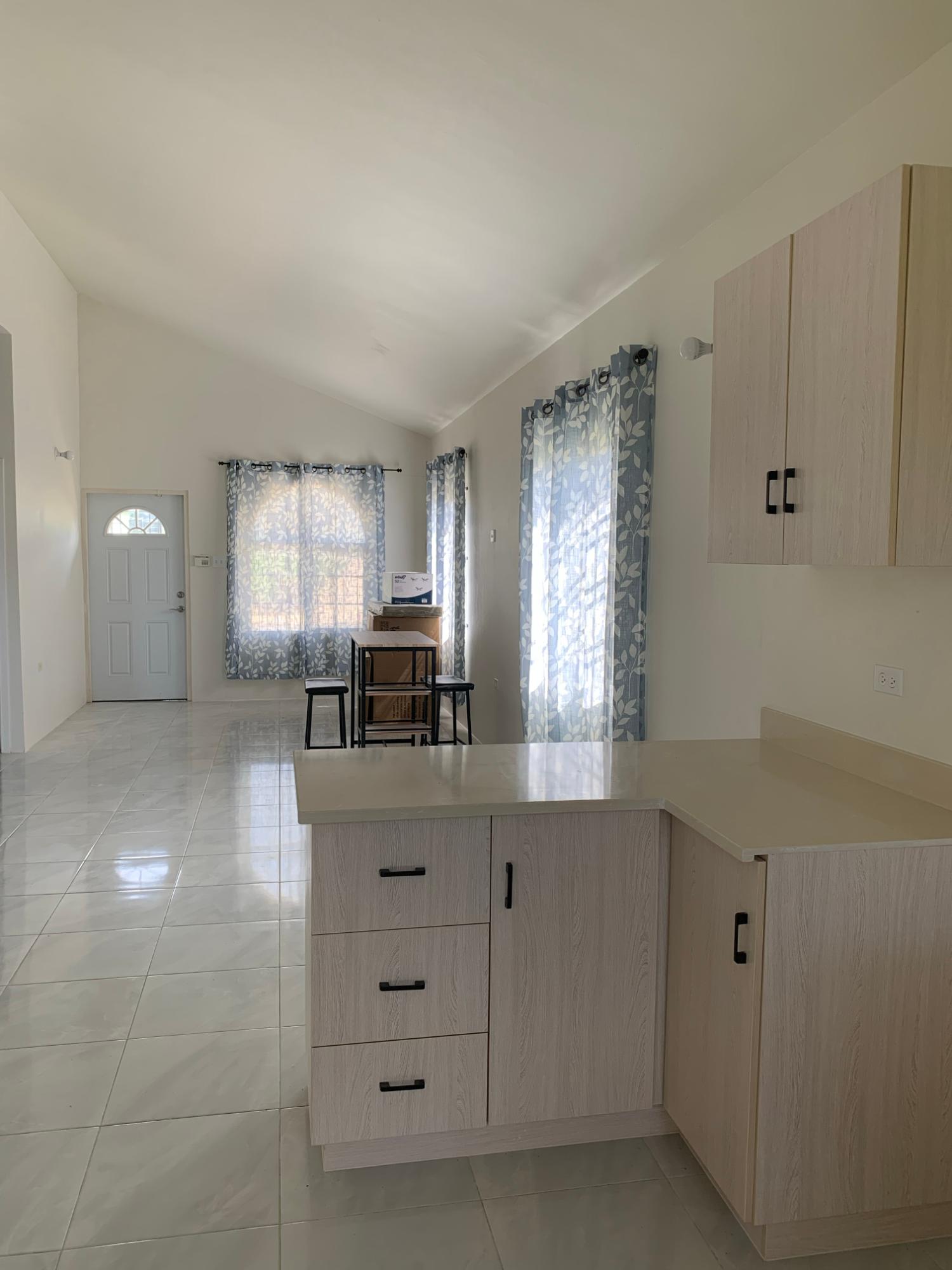 House For Rent: CAMELOT VILLAGE, PHASE 4, Discovery Bay | $130,000 photo 4