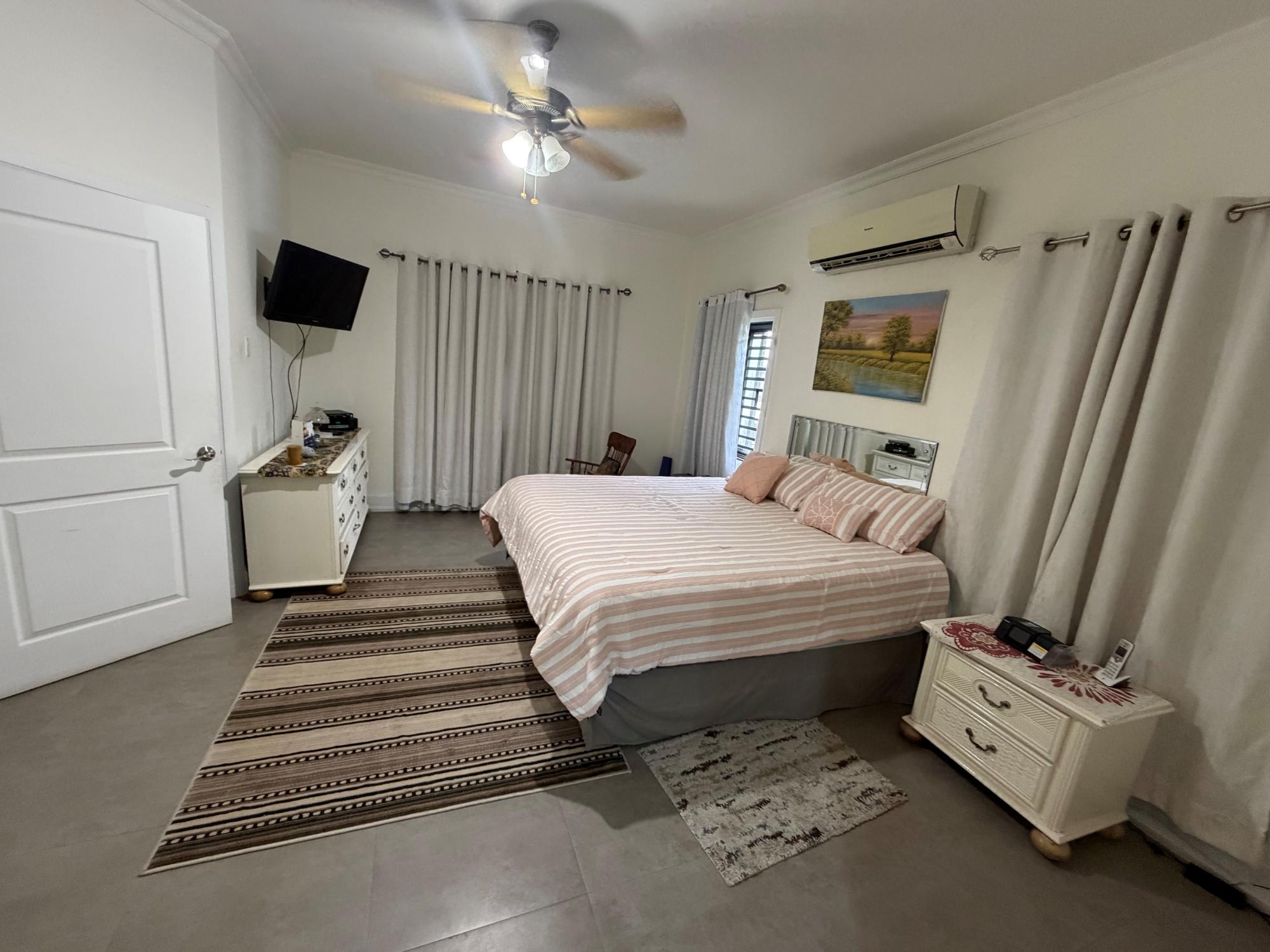 Apartment For Sale: WEST BELLEVUE DRIVE, Kingston 19 | $62,000,000 photo 9