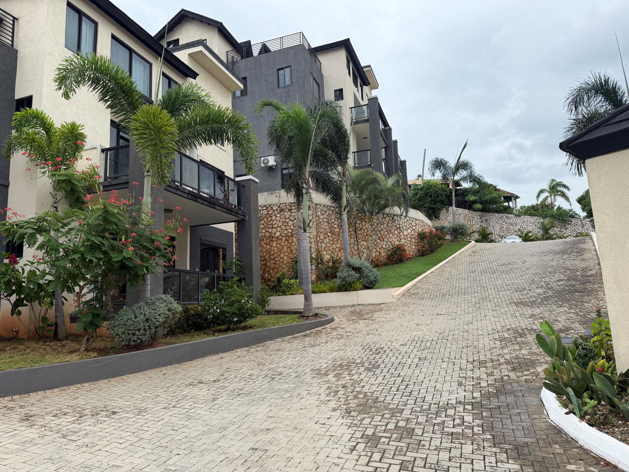 Apartment For Sale: WEST BELLEVUE DRIVE, Kingston 19 | $62,000,000 photo 13