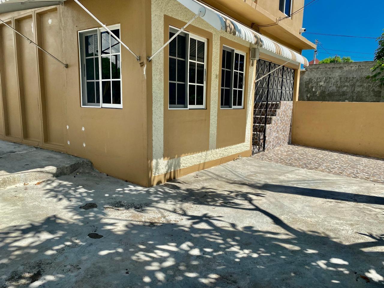 House For Rent: NORTH WEST 3RD AVENUE, Greater Portmore | $70,000 photo 3