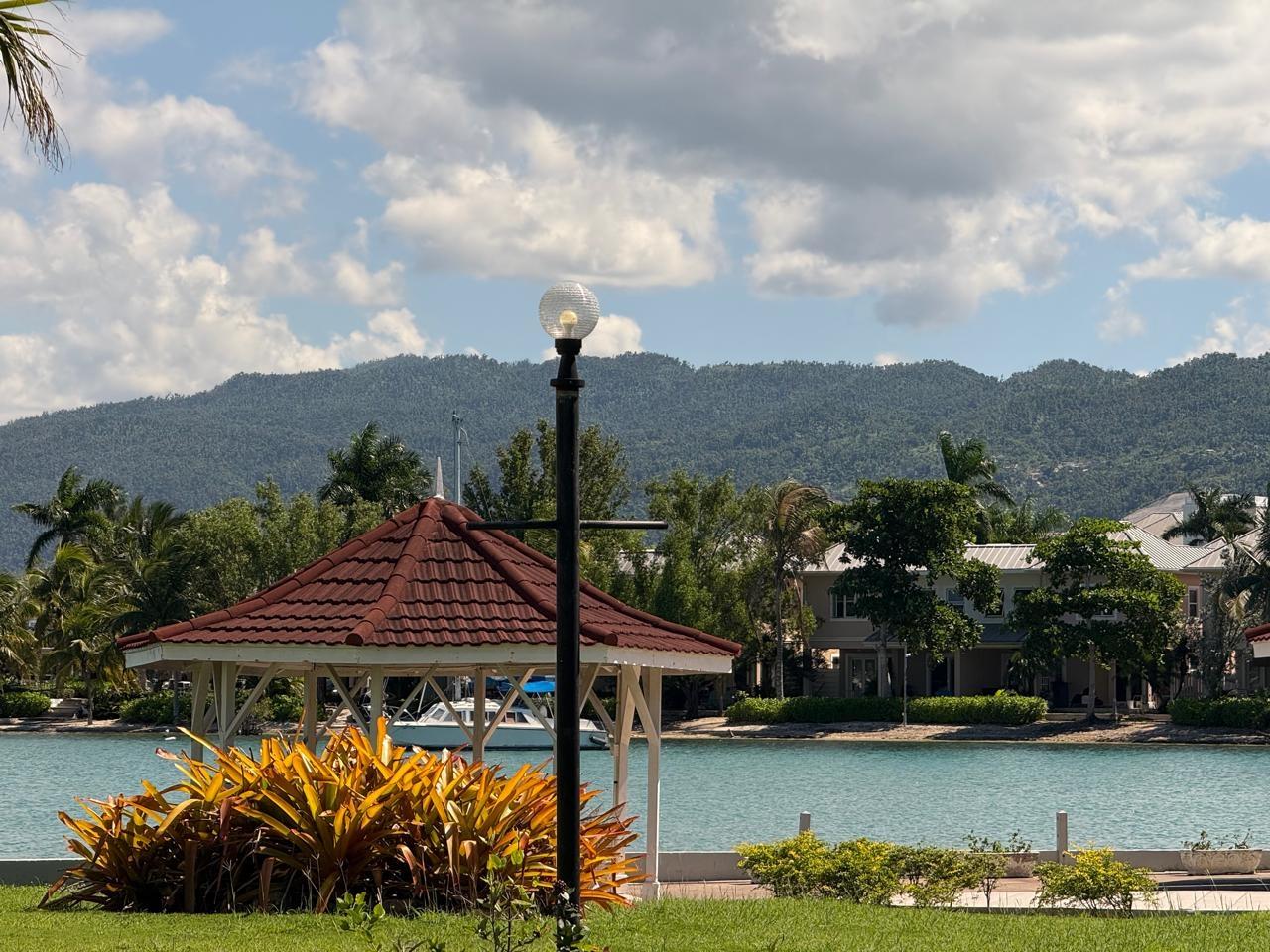 Apartment For Rent: OCEAN PINES, FREEPORT, Montego Bay | $1,800 photo 2