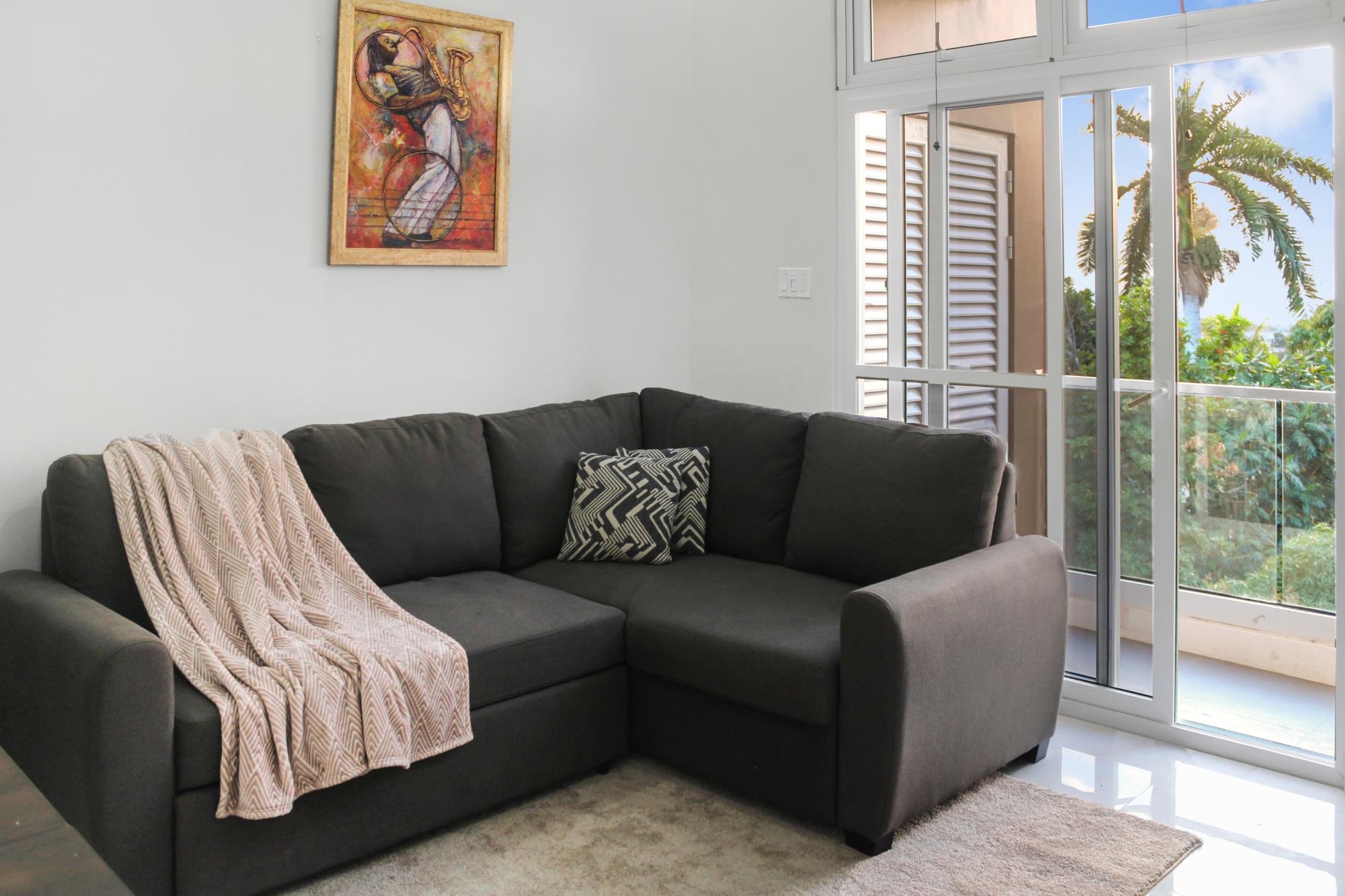 Apartment For Rent: CHARLEMONT AVENUE, Kingston 6 | $1,300 photo 6
