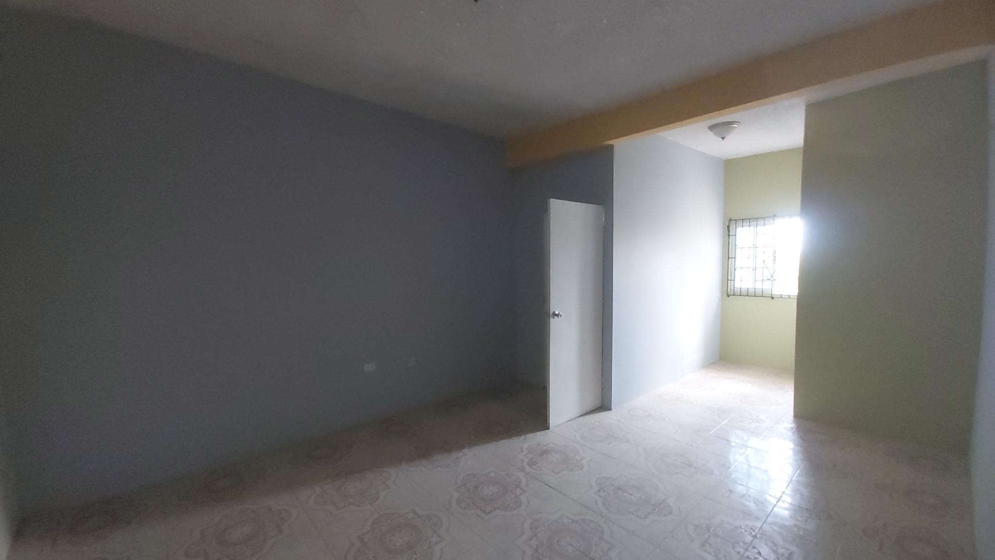 Apartment For Rent: INGLEWOOD, May Pen | $60,000 photo 2
