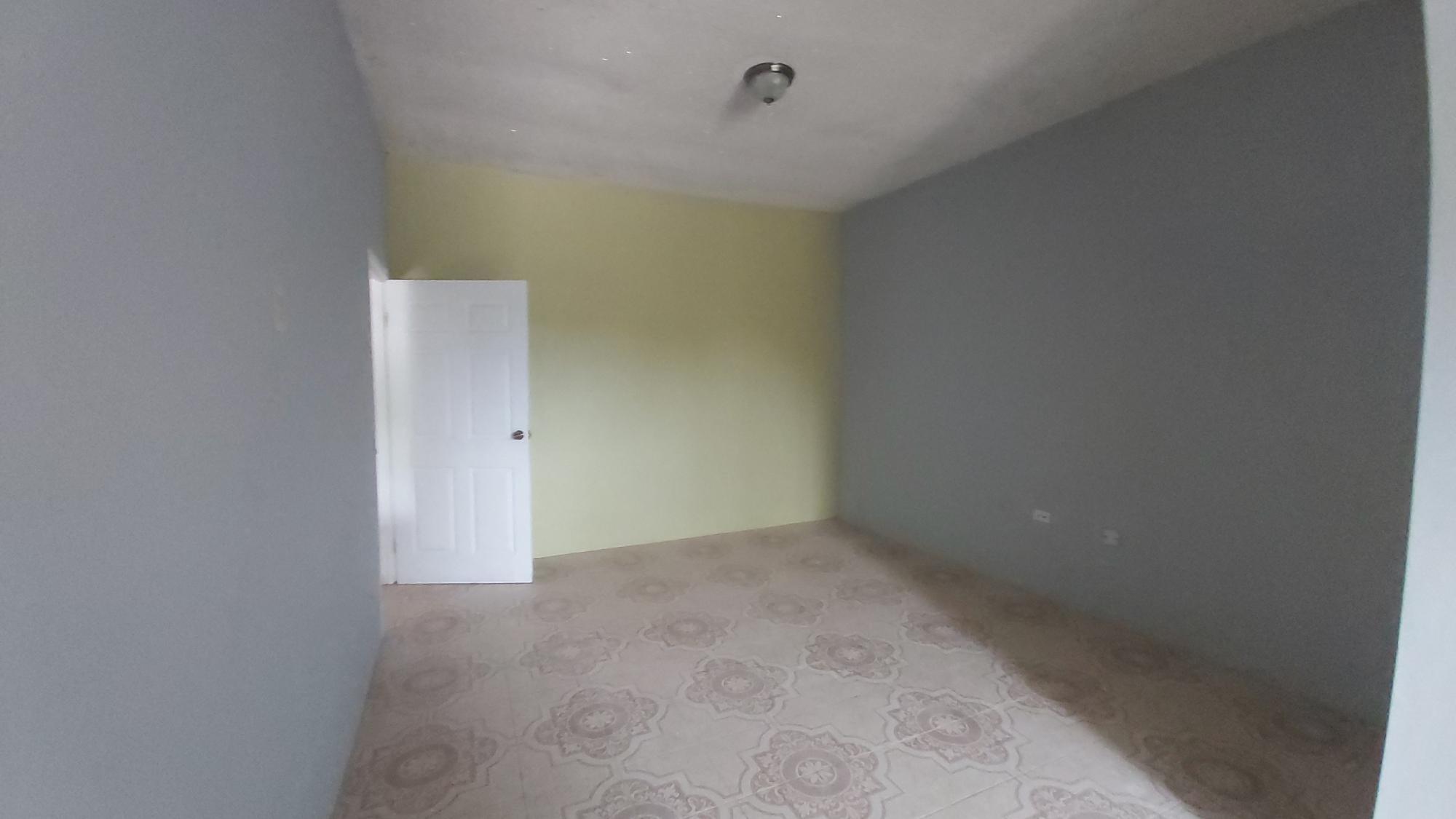 Apartment For Rent: INGLEWOOD, May Pen | $60,000 photo 3